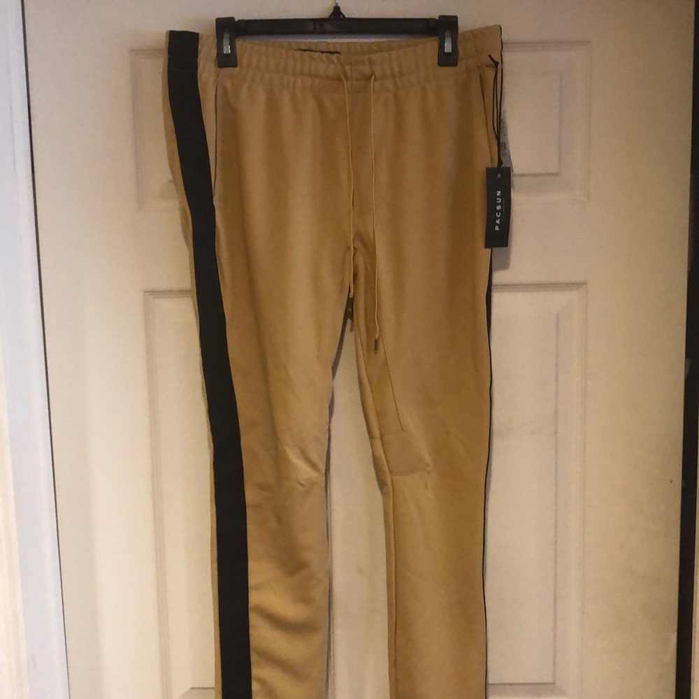 Pacsun Gold Workout pants size medium NWT!